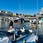 Deolinda Charming Boat At Oriente Marina Tekne