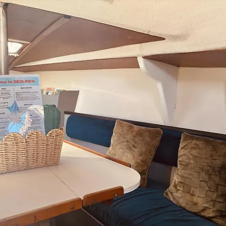 Deolinda Charming Boat At Oriente Marina