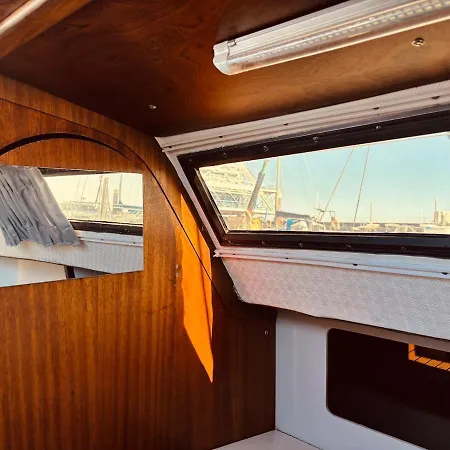 Deolinda Charming Boat At Oriente Marina *