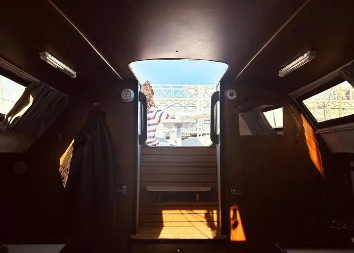 Deolinda Charming Boat At Oriente Marina *