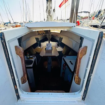 Deolinda Charming Boat At Oriente Marina *